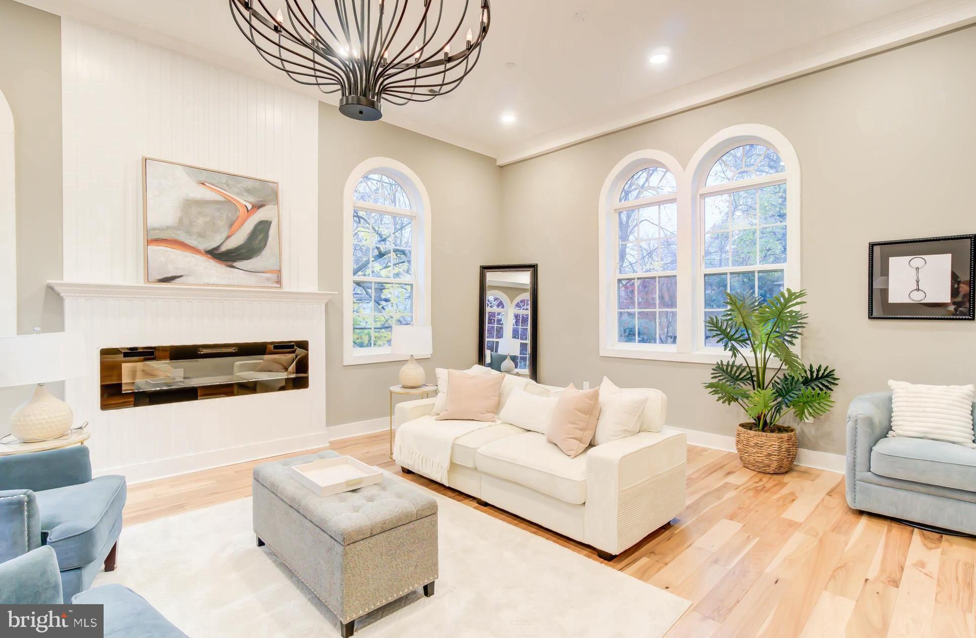 11921 CORONADA PLACE