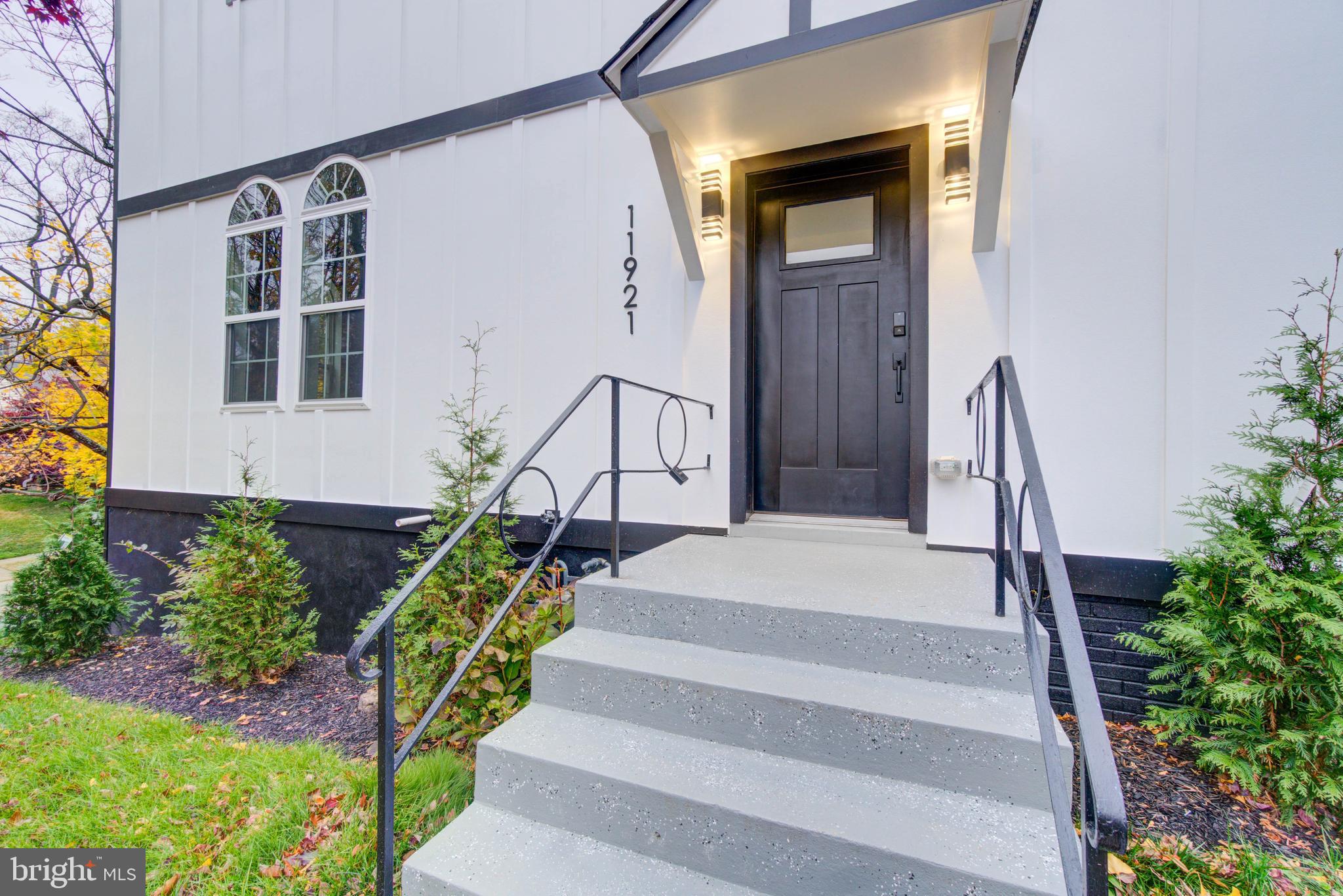 KENSINGTON HEIGHTS - Residential