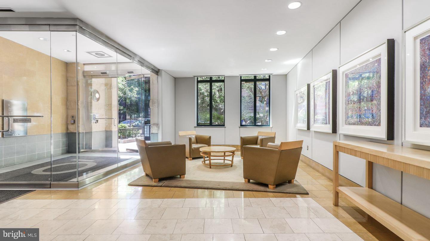 1117 10TH STREET NW 811