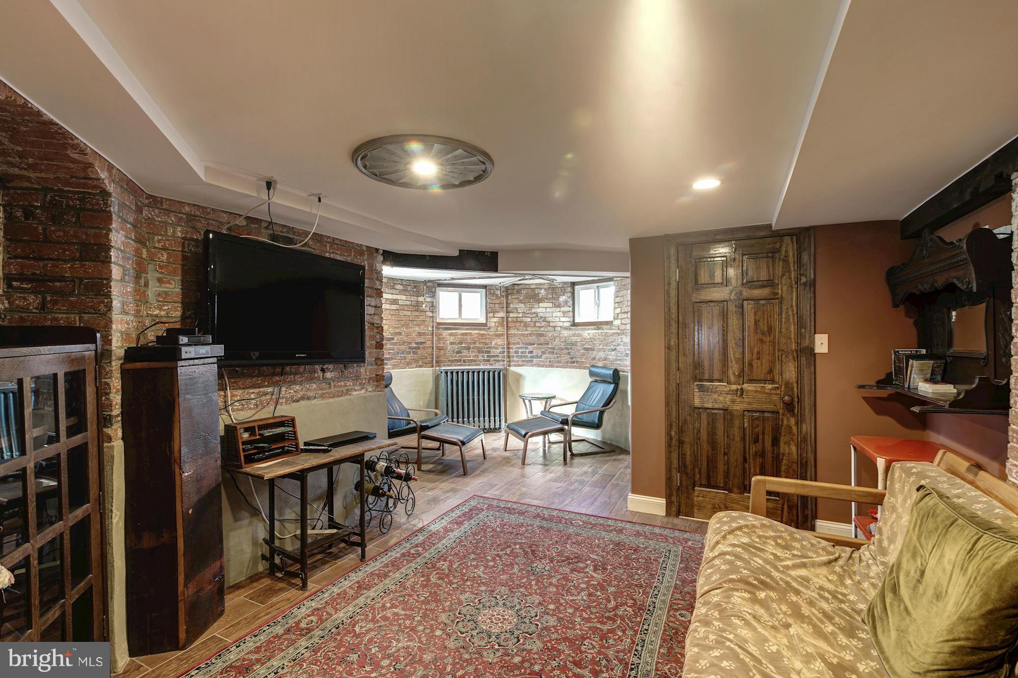 LOGAN - Residential