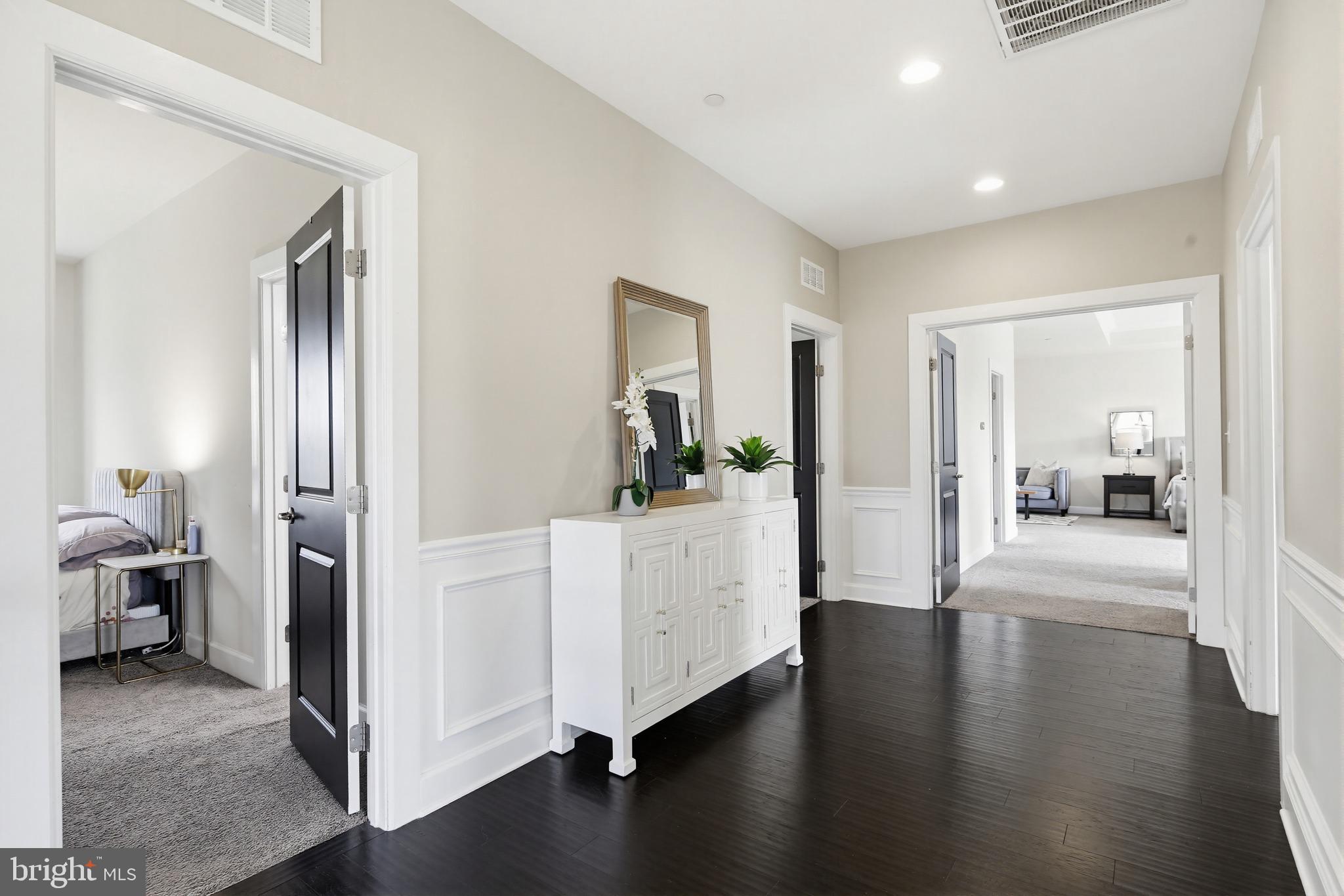 FAIRLANE FARM - Residential