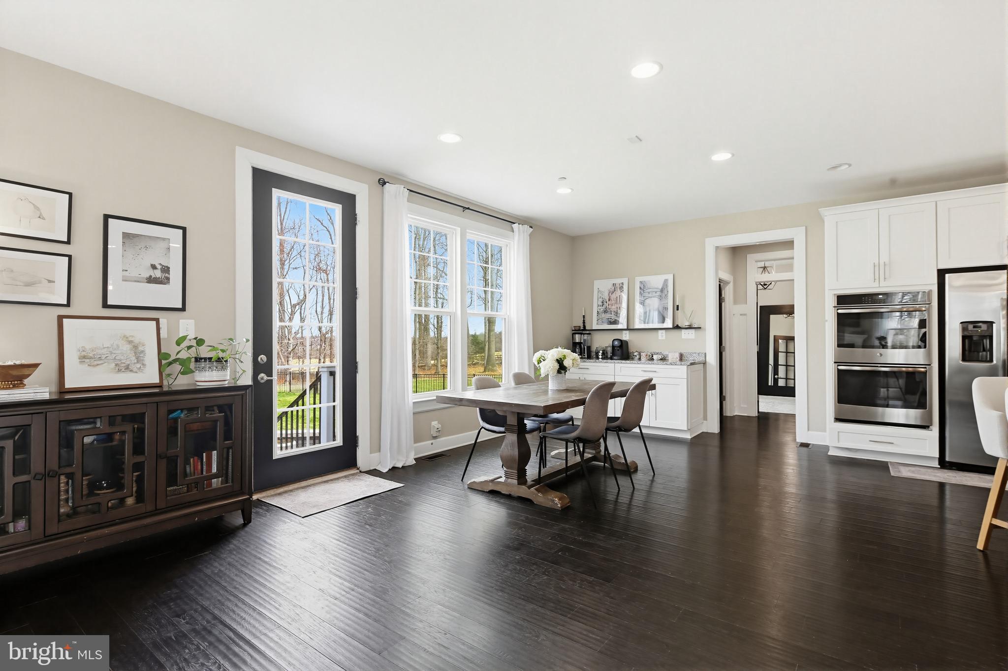 FAIRLANE FARM - Residential