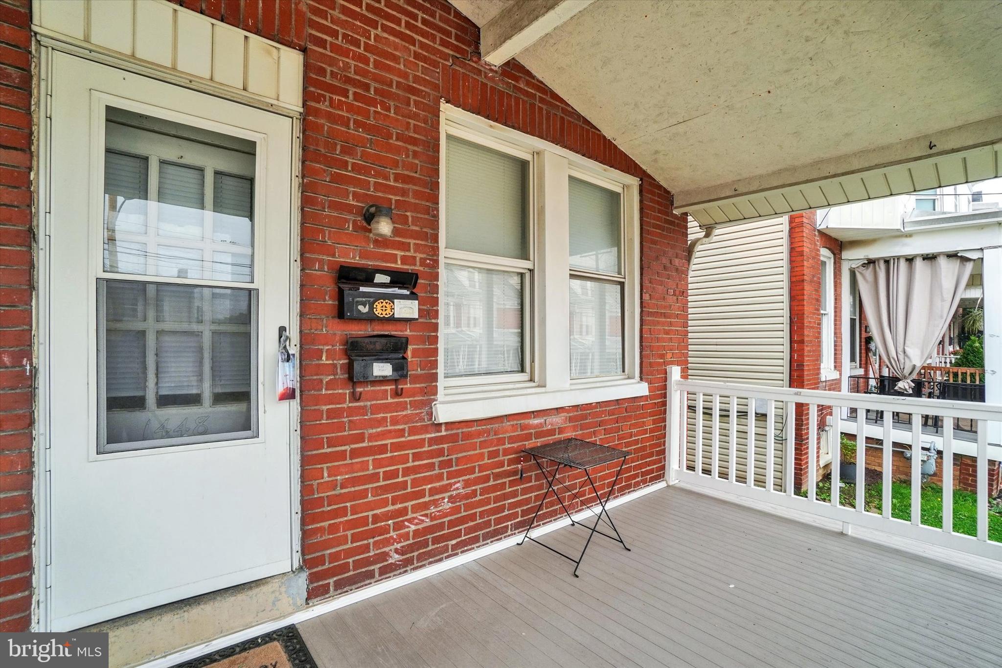 1448 W KING STREET