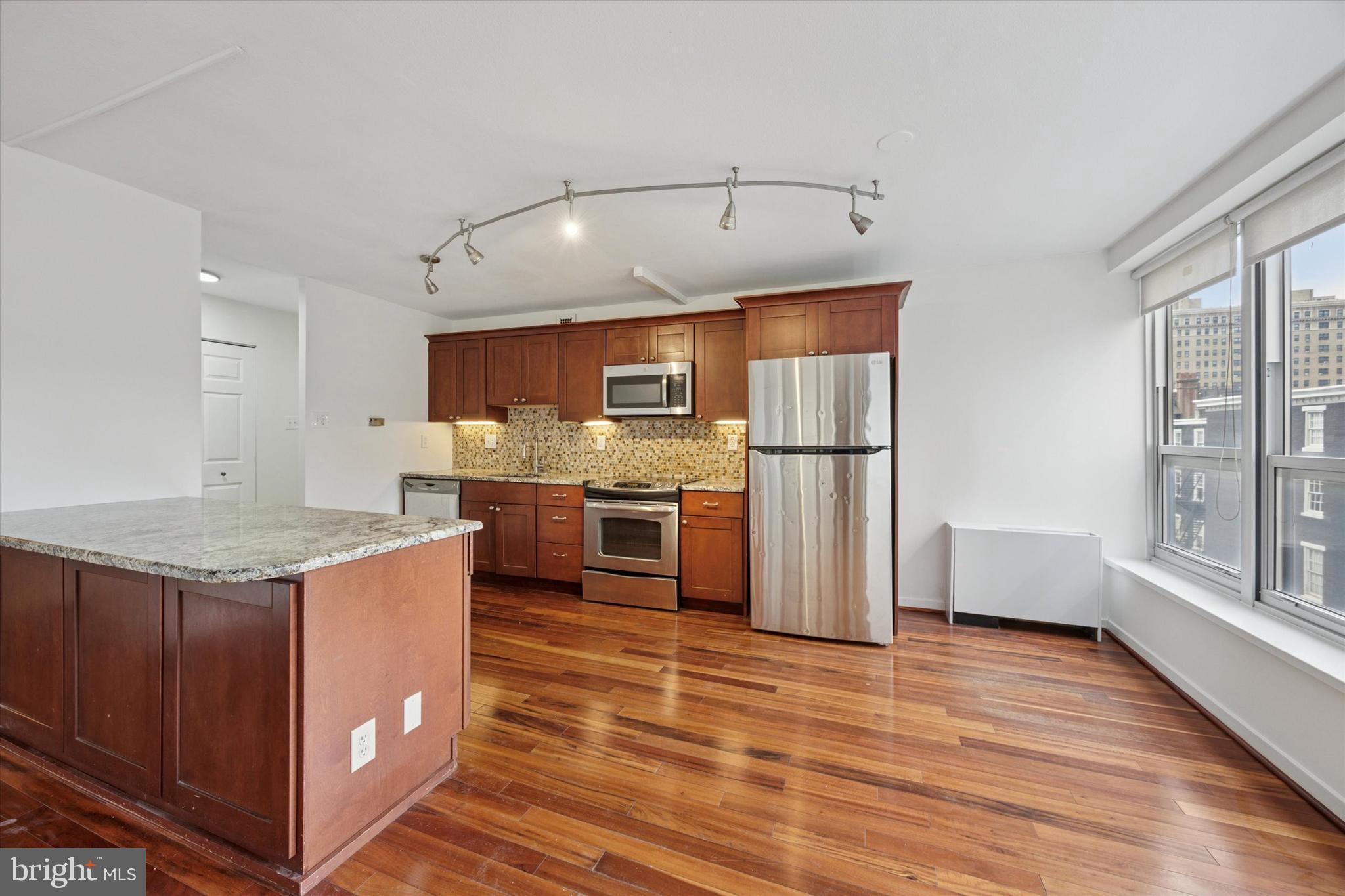 RITTENHOUSE SQUARE - Residential