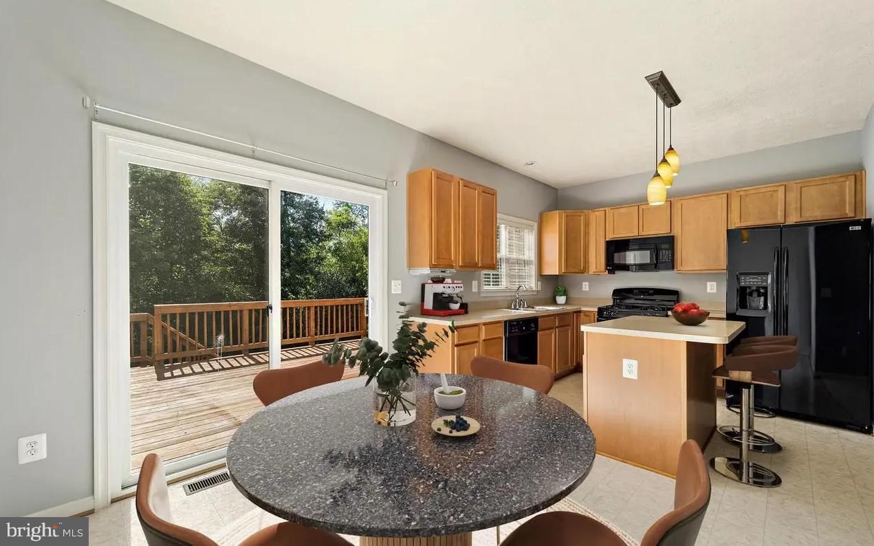 PORT AQUIA - Residential Lease