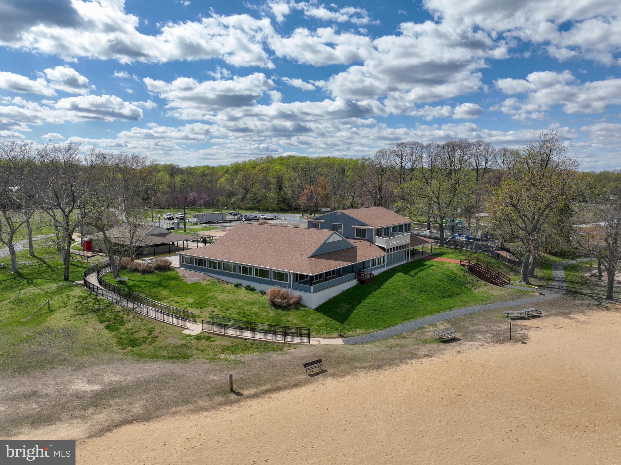 SHOREHAM BEACH - Residential