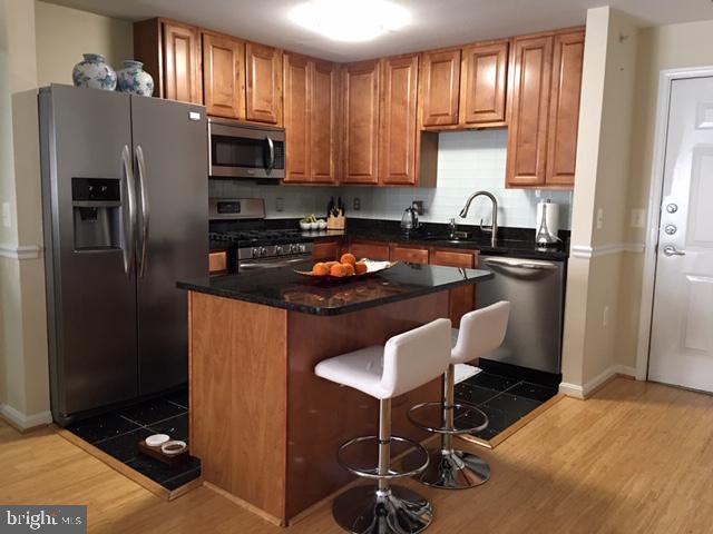 MARQUIS AT VIENNA STATION - Residential Lease