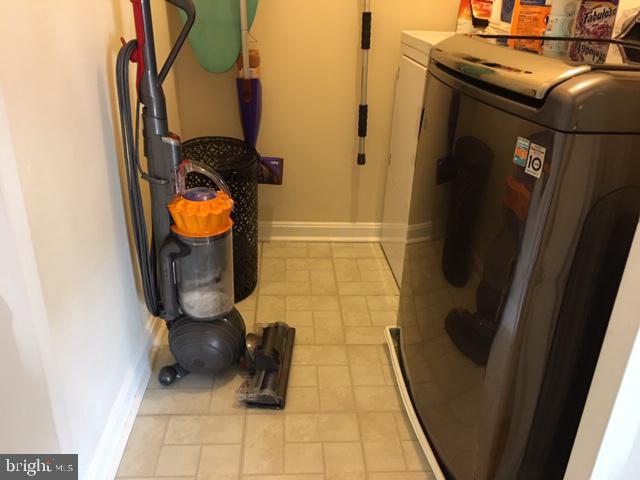 MARQUIS AT VIENNA STATION - Residential Lease