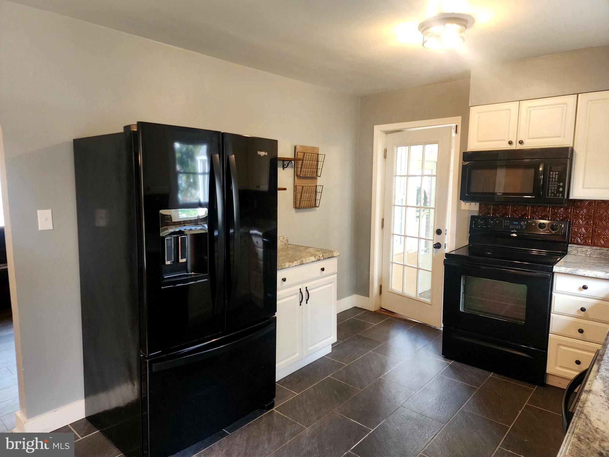 4 OAKLAWN AVENUE