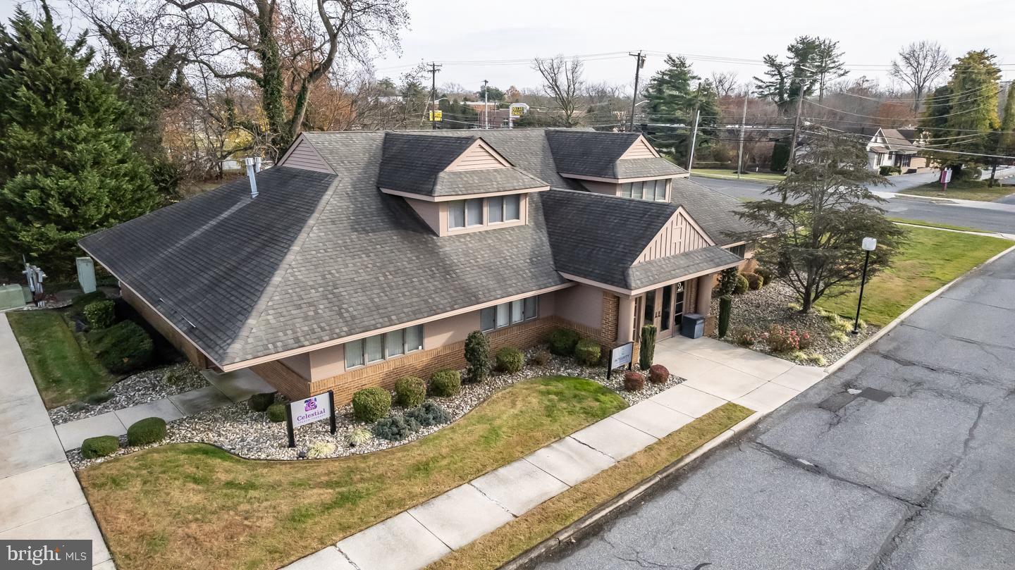 1138 E CHESTNUT AVENUE