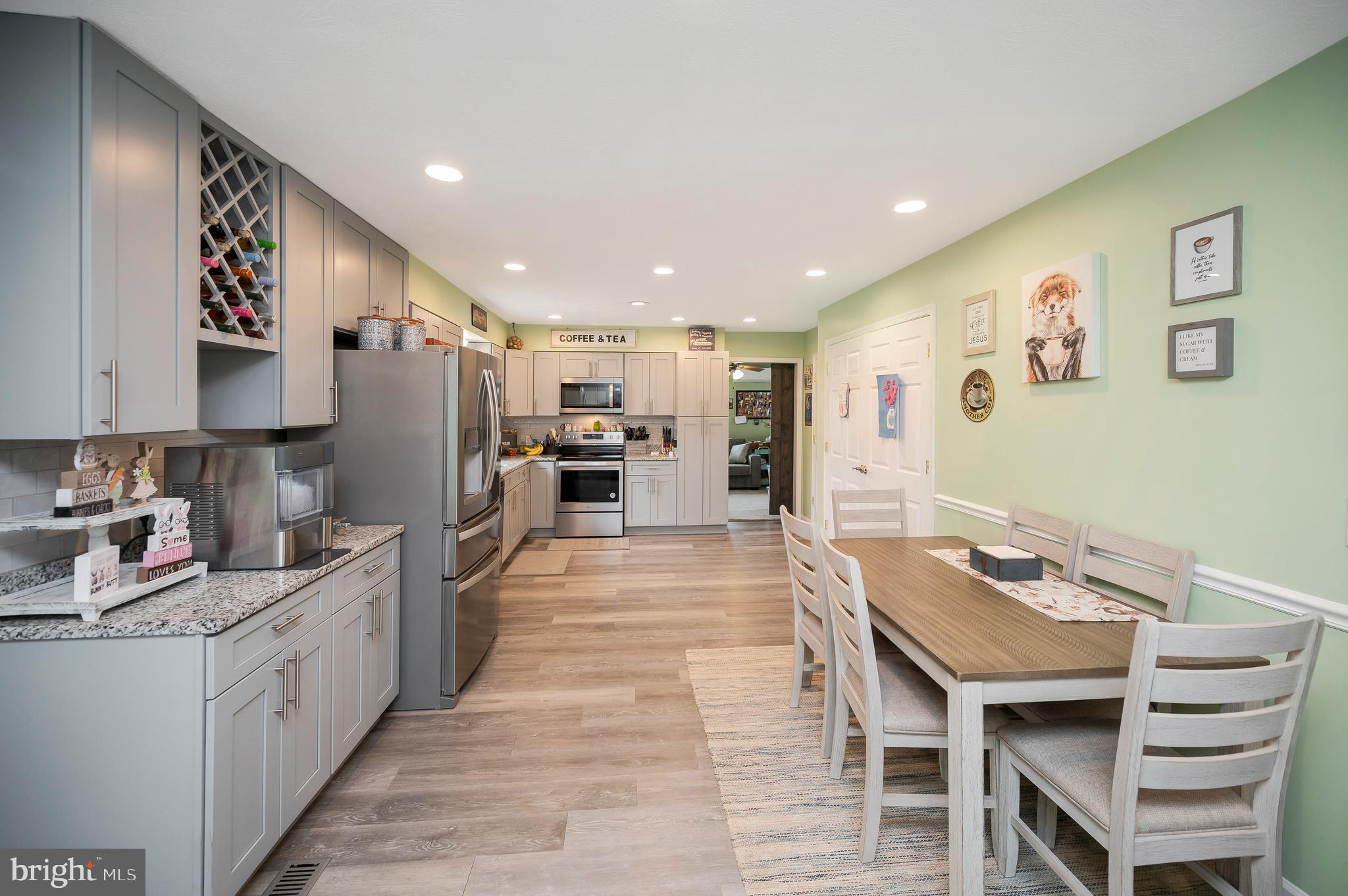 QUAIL MEADOWS - Residential