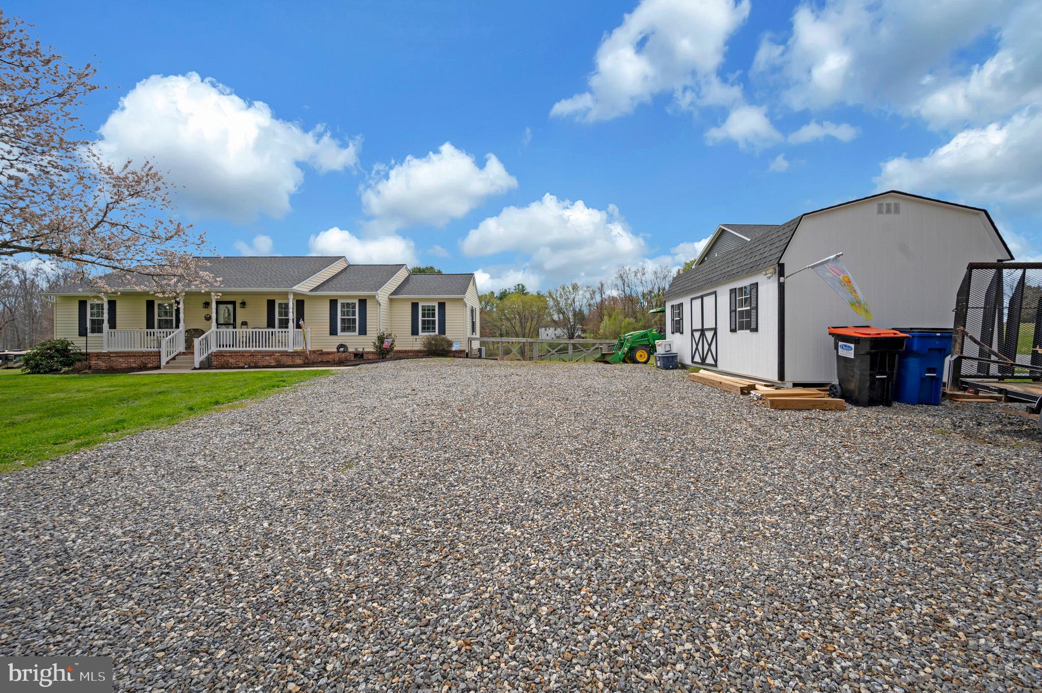 QUAIL MEADOWS - Residential