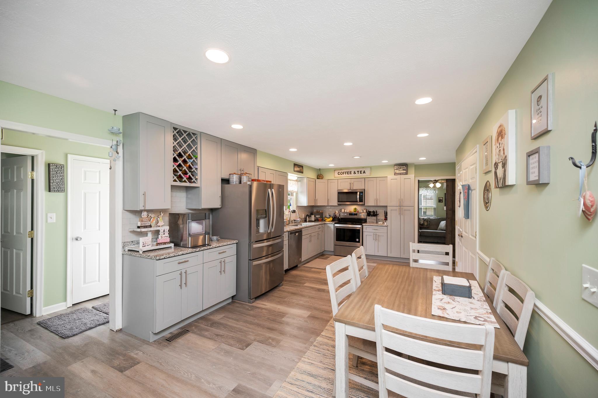 QUAIL MEADOWS - Residential