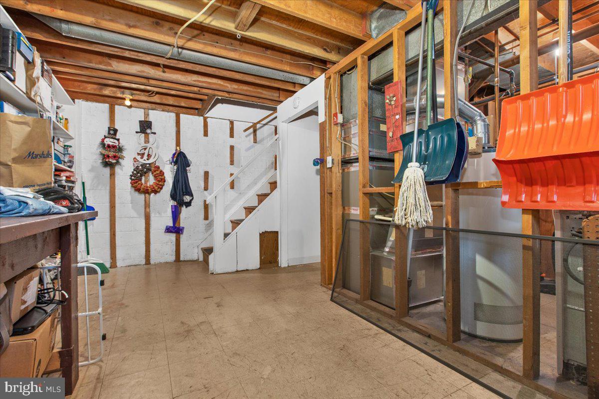 ROCK CREEK ESTATES - Residential