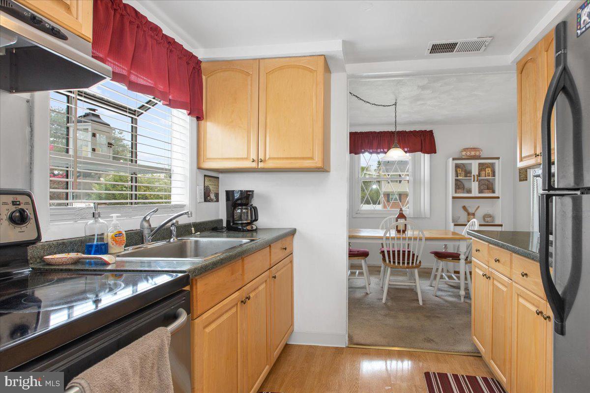 ROCK CREEK ESTATES - Residential