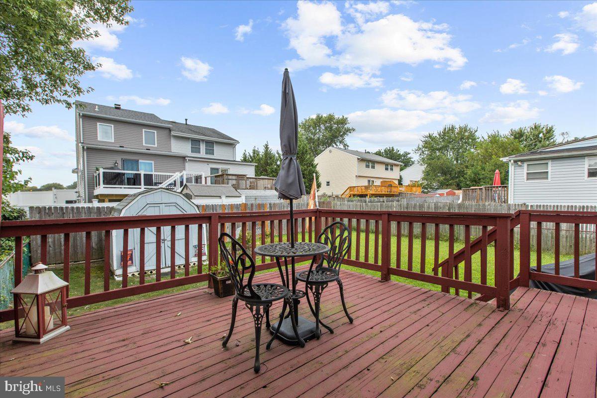 ROCK CREEK ESTATES - Residential