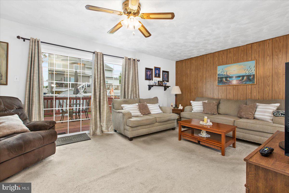 ROCK CREEK ESTATES - Residential