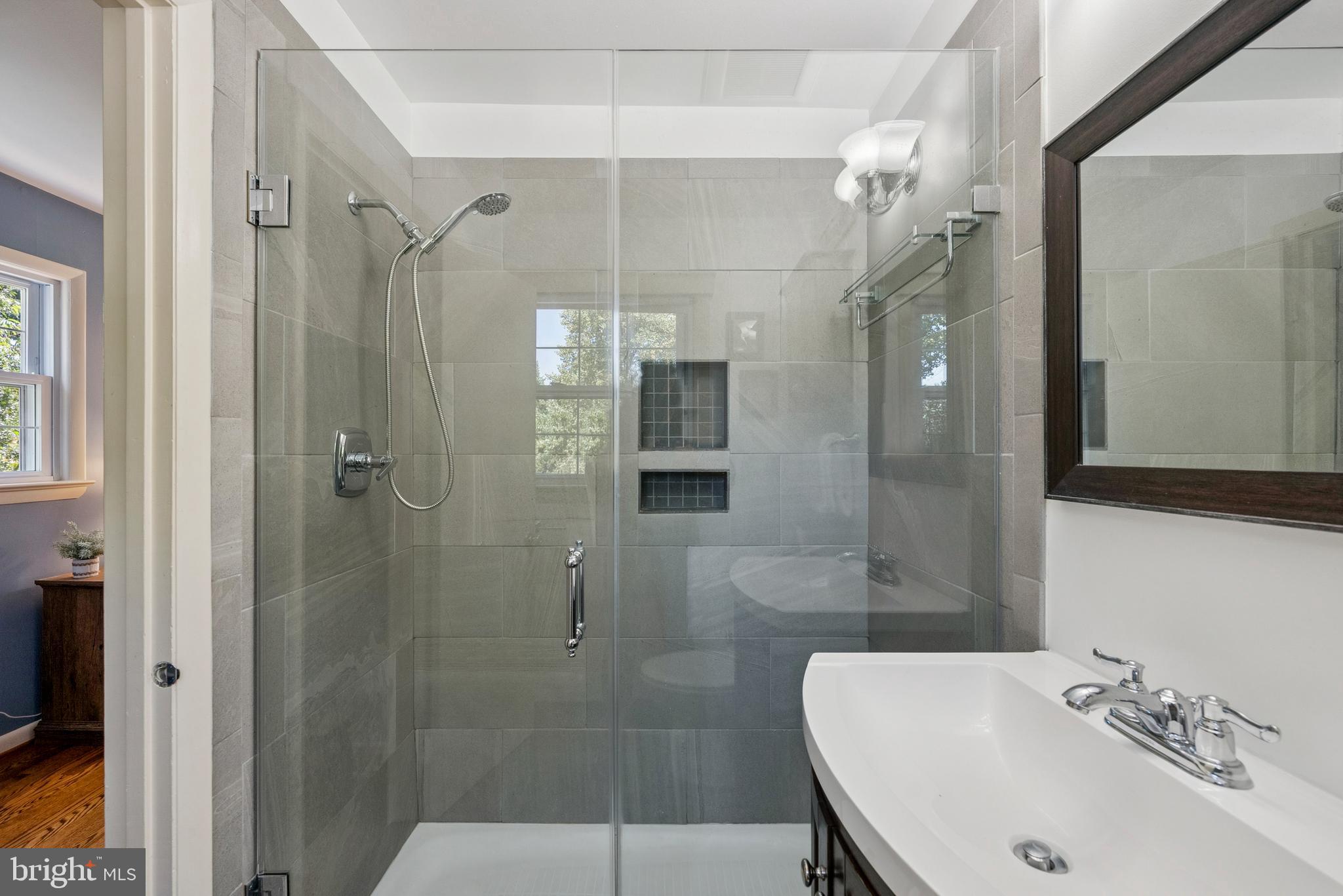 EDNOR HIGHLANDS - Residential