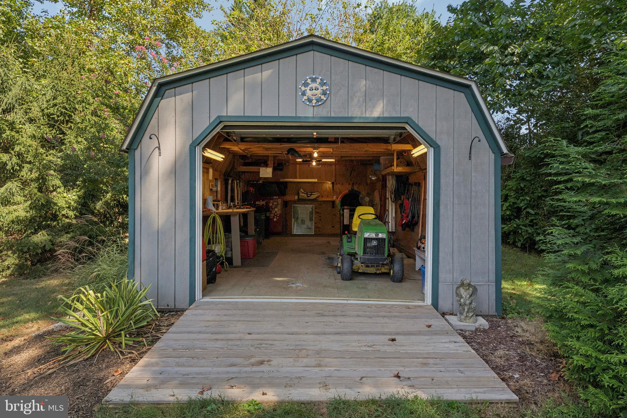 EDNOR HIGHLANDS - Residential