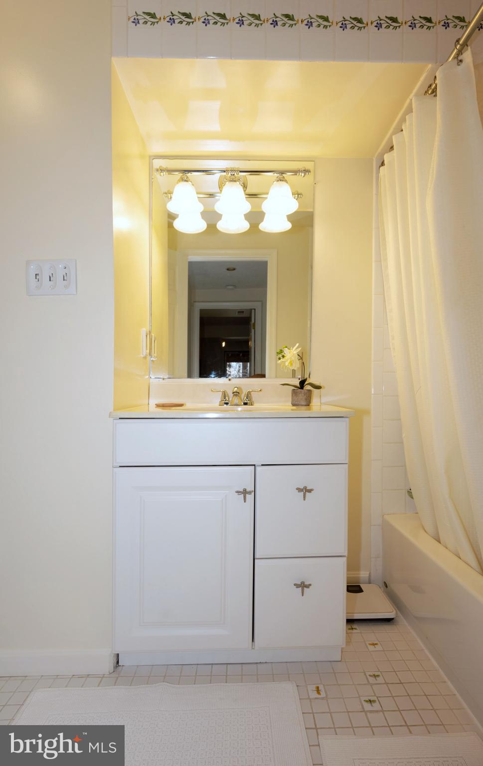 HICKORY RIDGE - Residential