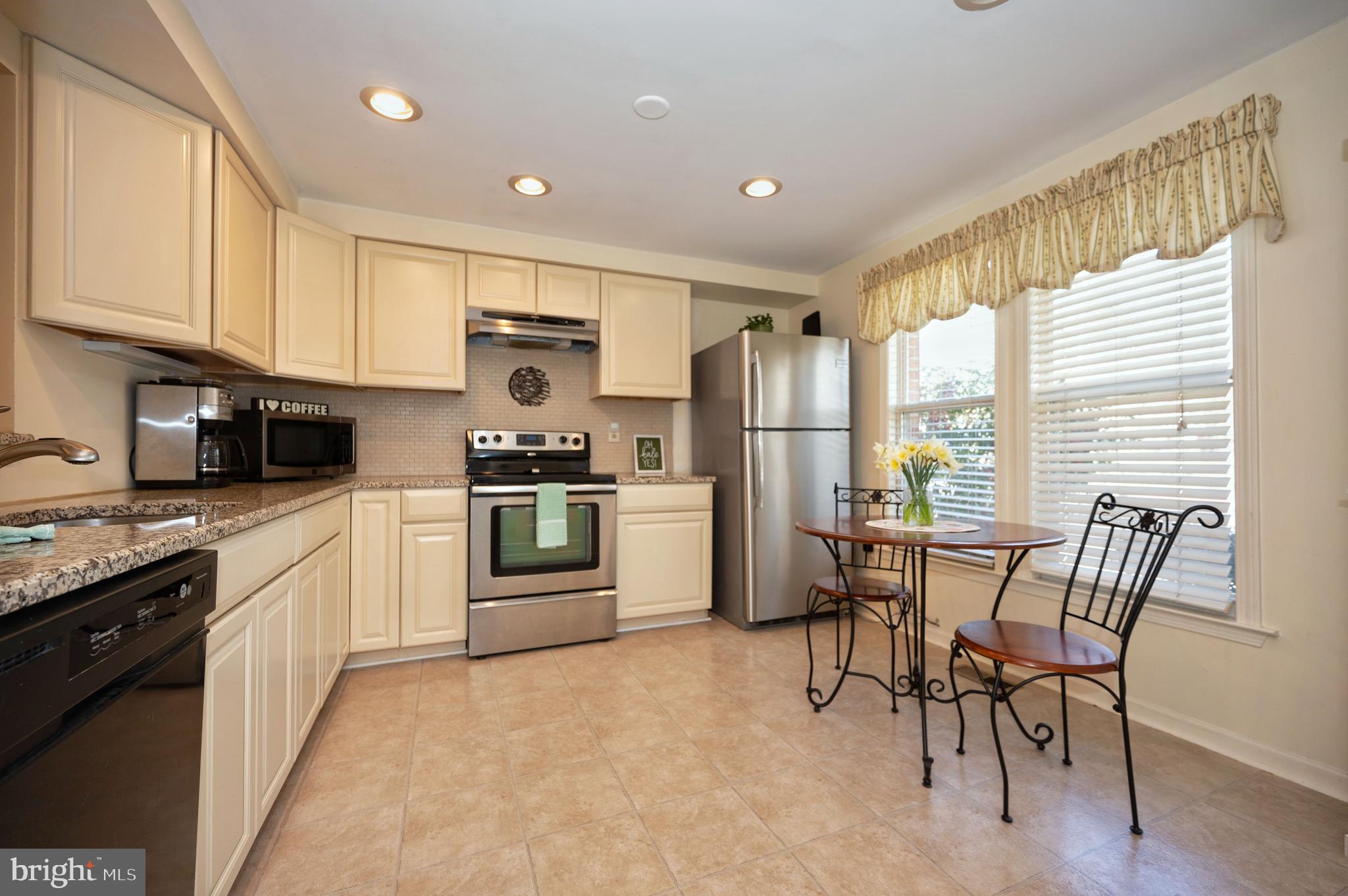 HICKORY RIDGE - Residential