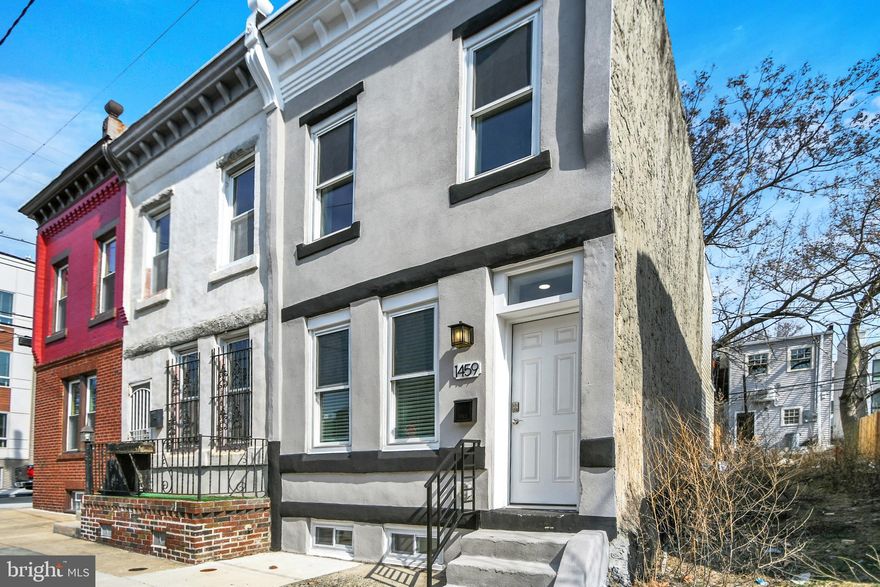 Charming 2-Bedroom Row Home in Brewerytown - 
Welcome to your dream home in the heart of Brewerytown!
 This beautifully remodeled 2-bedroom, 1.5-bathroom home with a spacious layout, a large backyard, is perfect for first-time buyers or anyone looking to settle into a lively and growing community.

Located just minutes from everything Brewerytown has to offer, this move-in-ready home is waiting for its new owner.   Aldi  and within walking distance of iconic Philadelphia attractions like Boathouse Row, the Schuylkill River, the Philadelphia Museum of Art, Eastern State Penitentiary, Fairmount Park, and the Philadelphia Zoo, this home places you at the center of it all.
And with the Neighbor First program, you can purchase with just 3% down, no PMI, and 1% under the current interest rate.