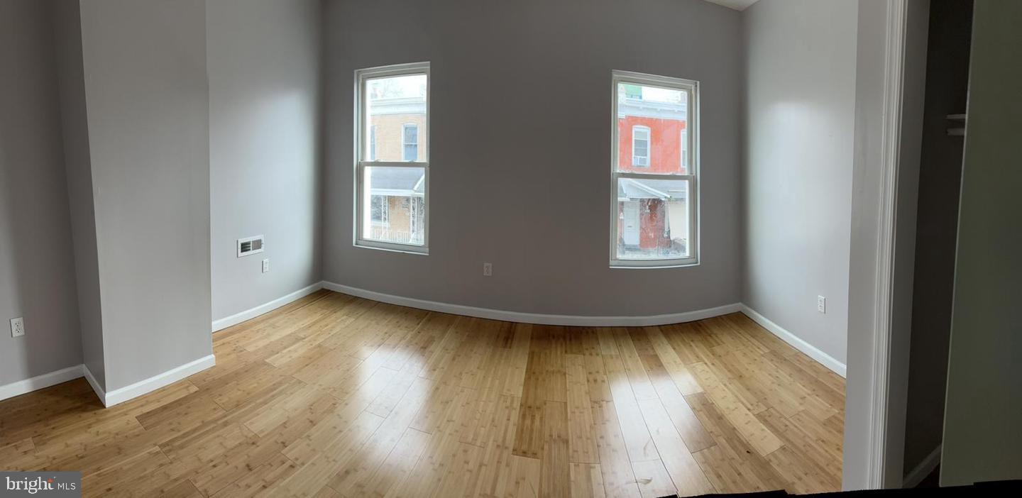 MILL CREEK - Residential