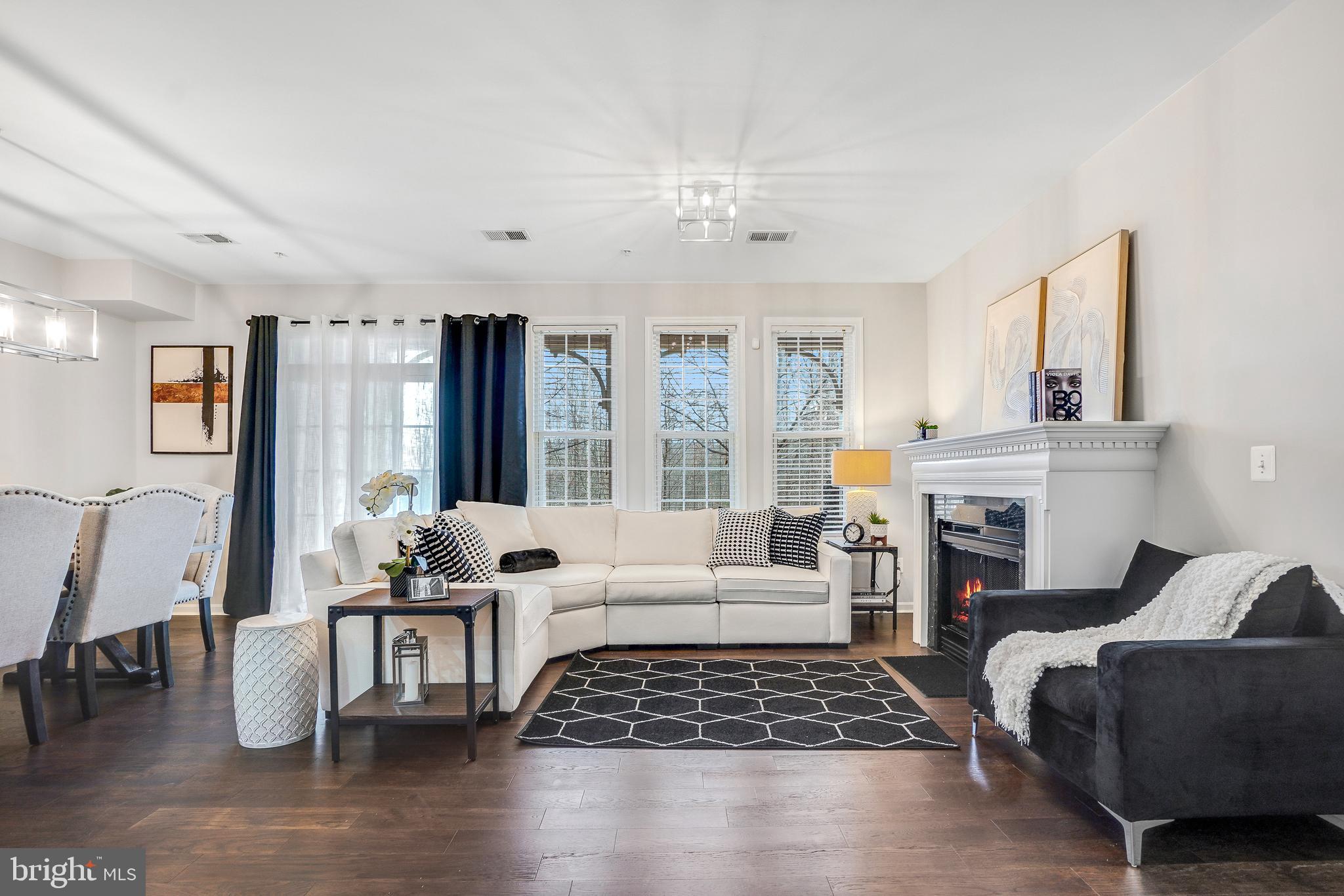 BELMONT BAY - Residential