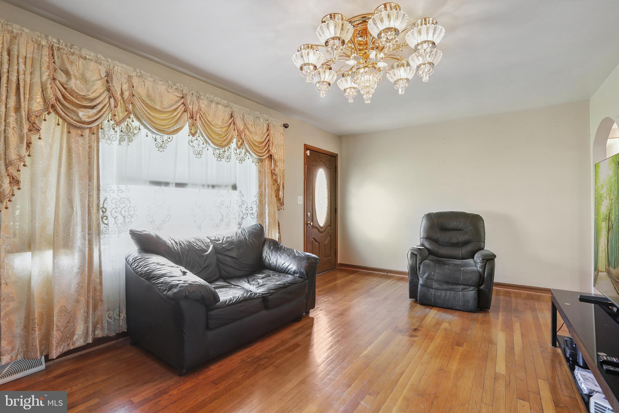 MT. PLEASANT ESTATES - Residential