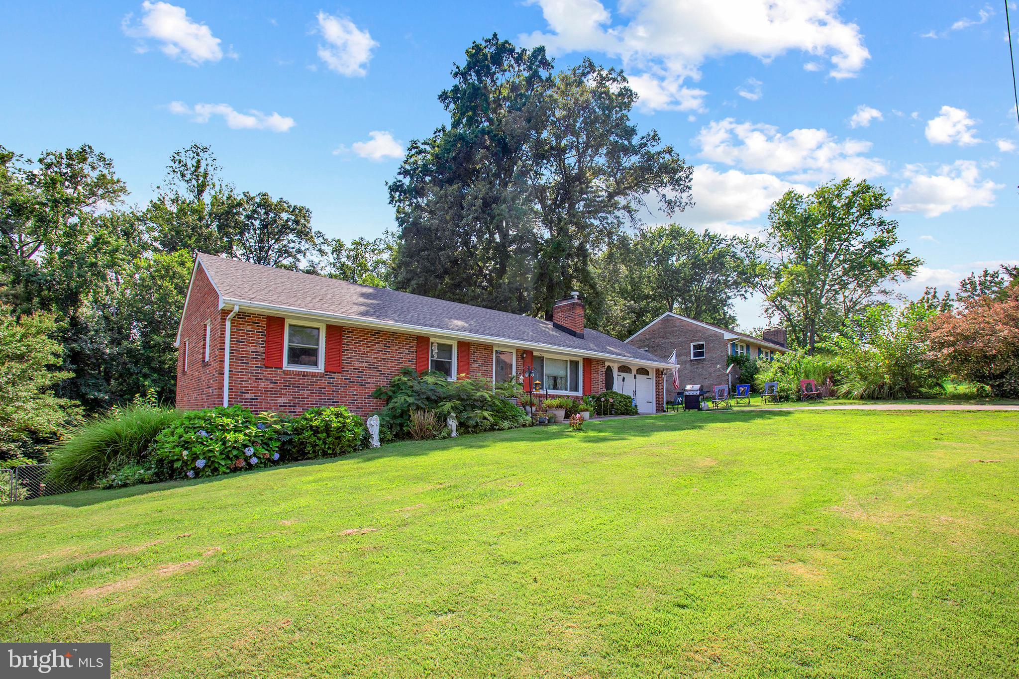 MT. PLEASANT ESTATES - Residential