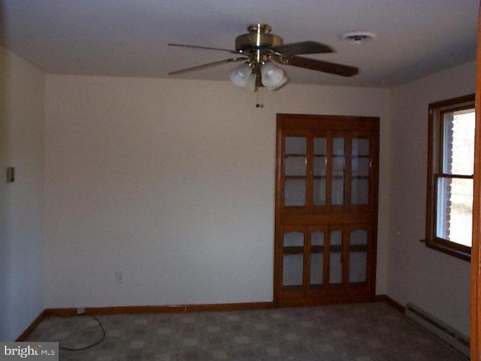 REGULARS - Residential Lease