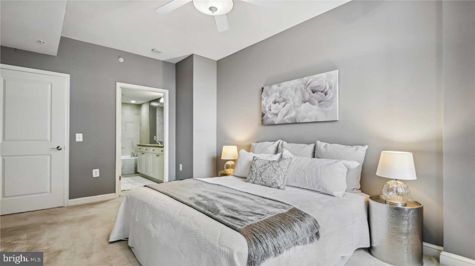 MIDTOWN AT RESTON TOWN CENTER - Residential