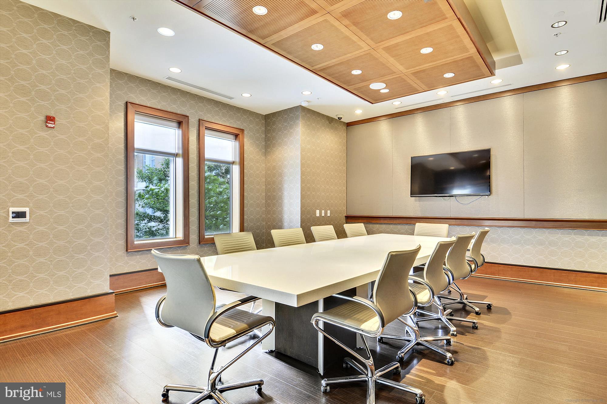 MIDTOWN AT RESTON TOWN CENTER - Residential