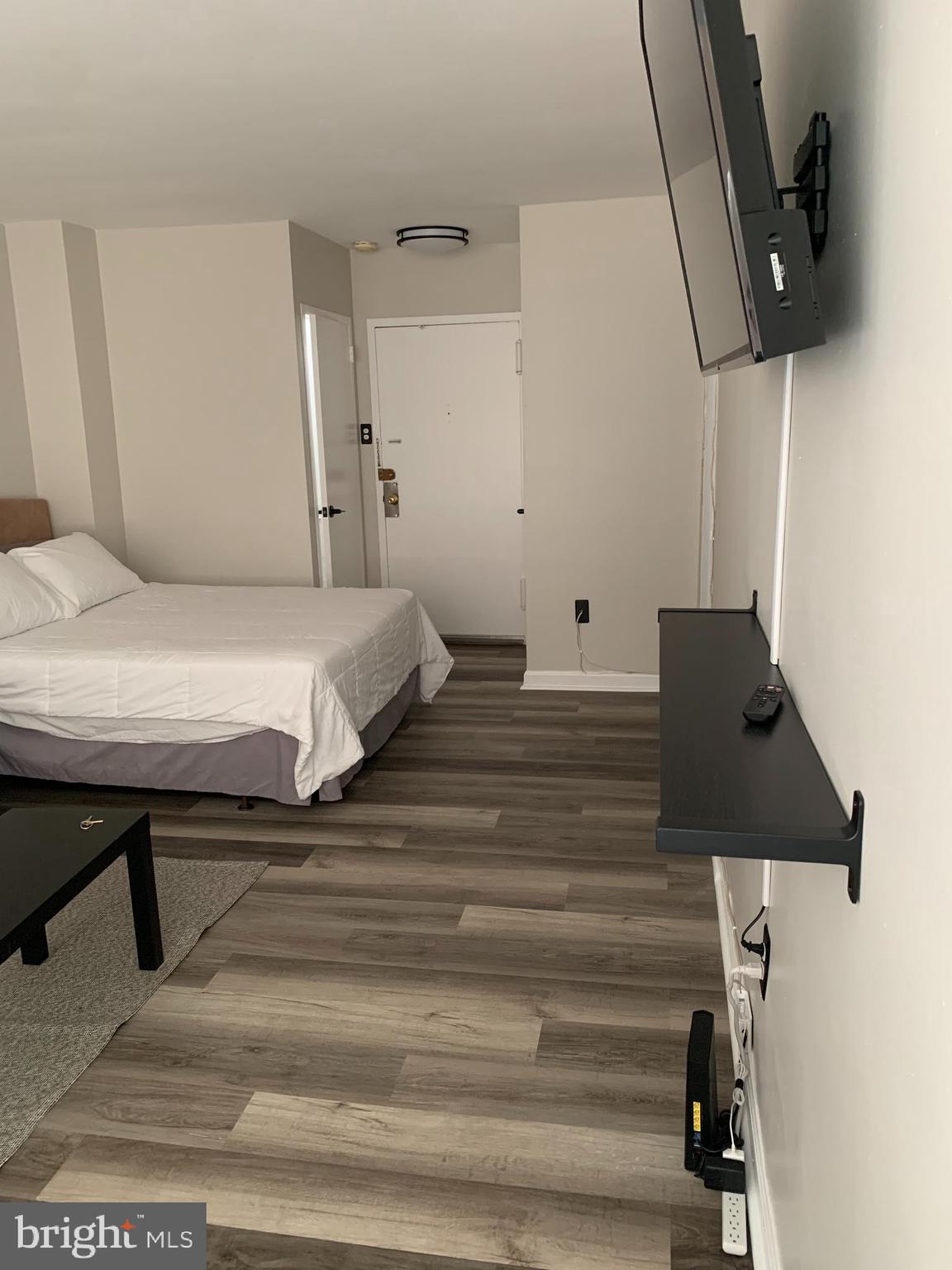 RIVER PLACE - Residential