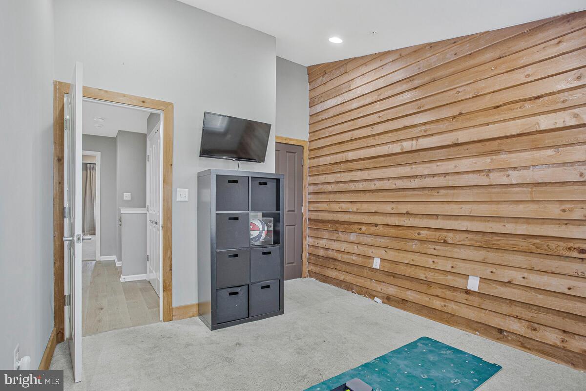 WATSONS GLEN - Residential