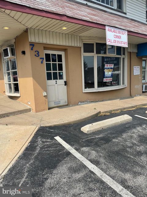 Photo of 737 West Chester Pike Park #2, HAVERTOWN, PA 19083 (MLS # PADE2103924)