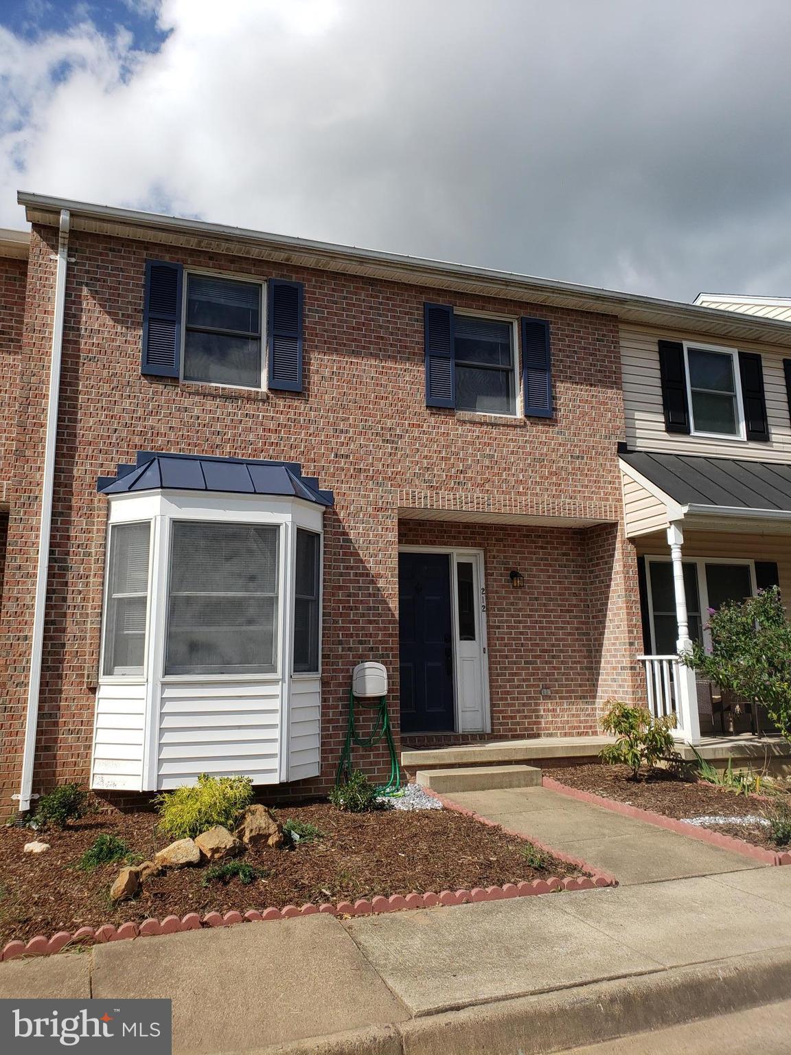 WANKOMA VILLAGE - Residential Lease