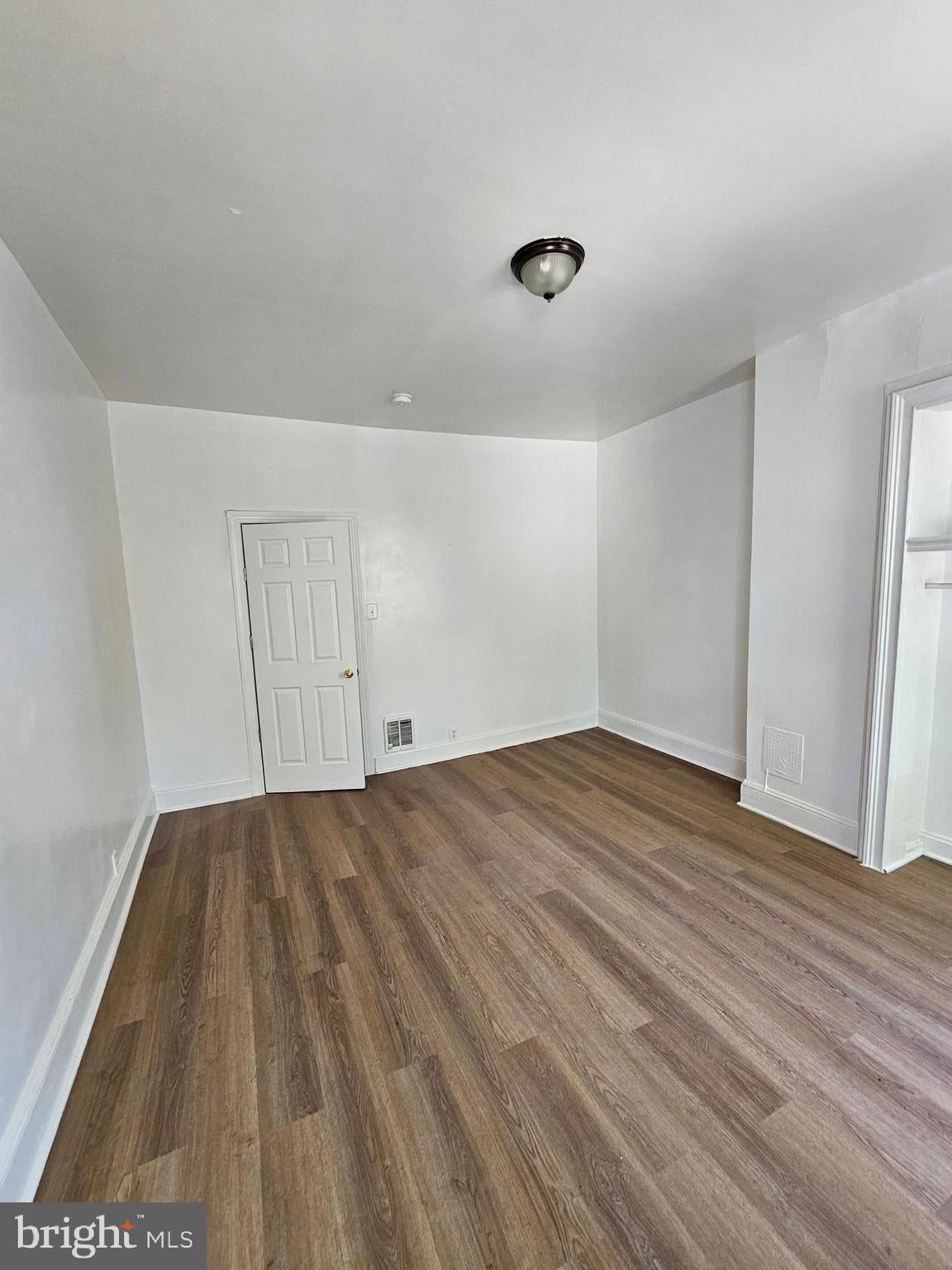 2955 N REESE STREET 2ND FL
