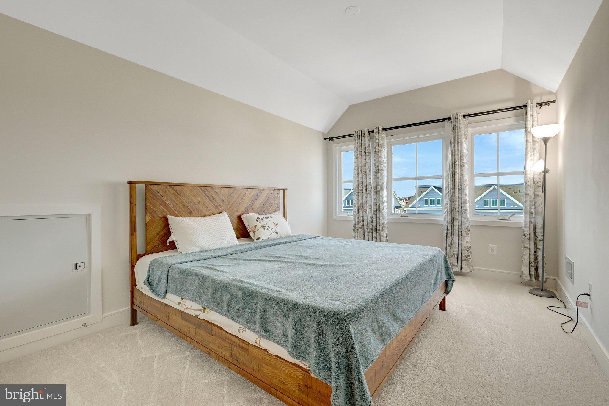 SOUTH 620 - Residential