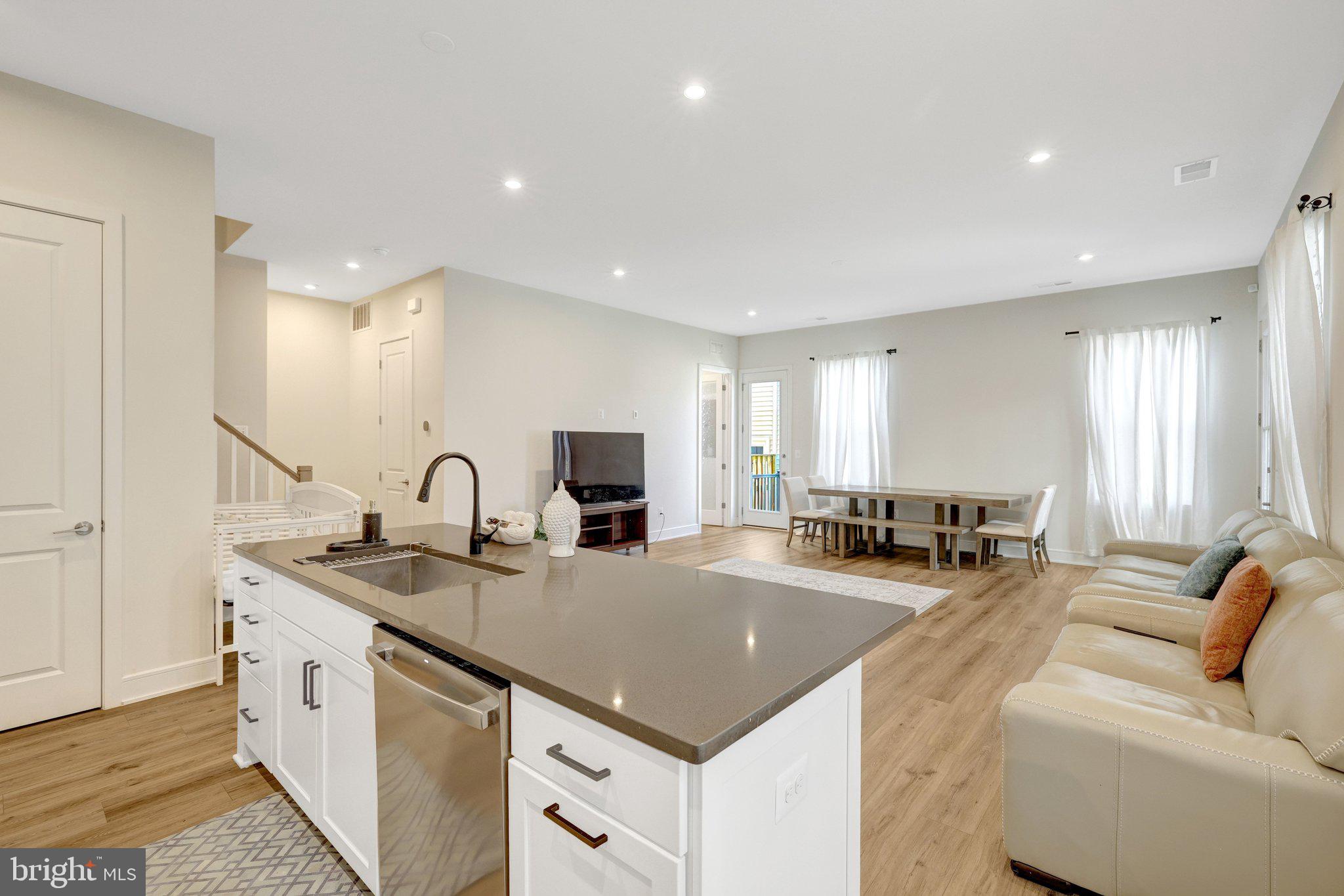 SOUTH 620 - Residential