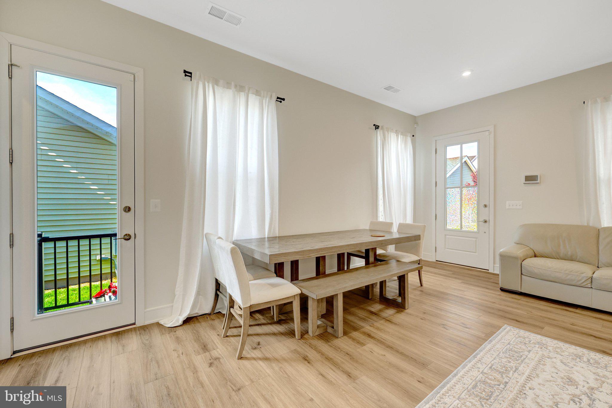 SOUTH 620 - Residential