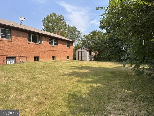 6803 LOUISE LANE