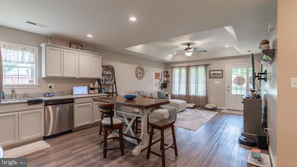 FAIRVIEW - Residential