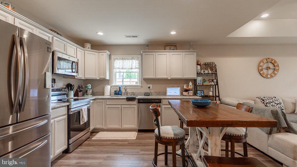 FAIRVIEW - Residential