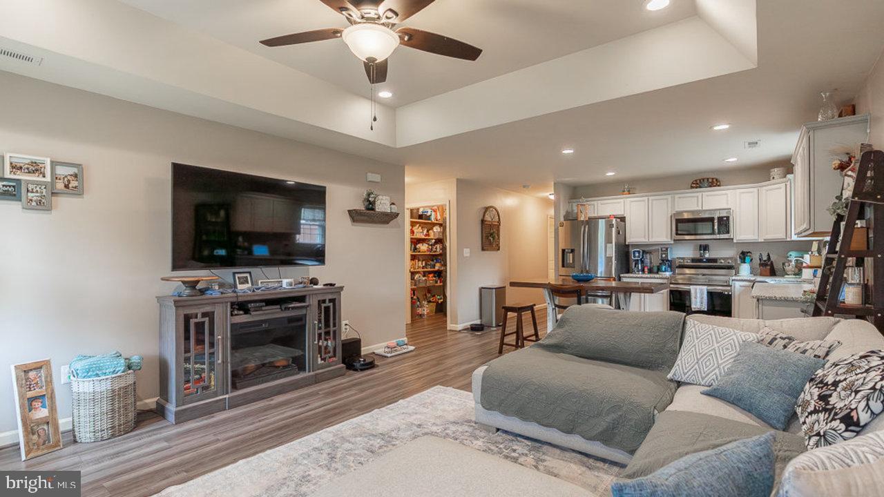 FAIRVIEW - Residential