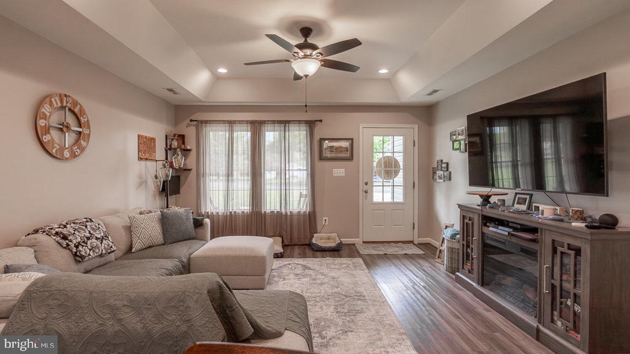 FAIRVIEW - Residential