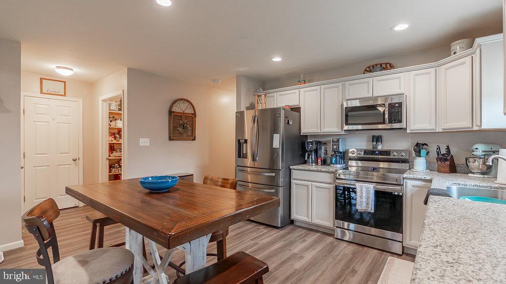 FAIRVIEW - Residential