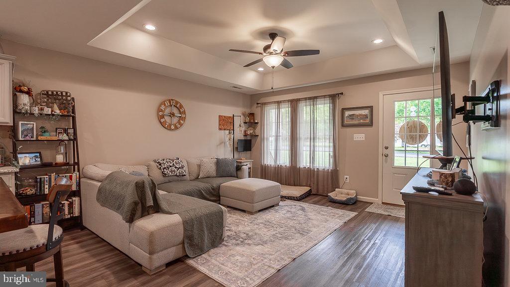 FAIRVIEW - Residential