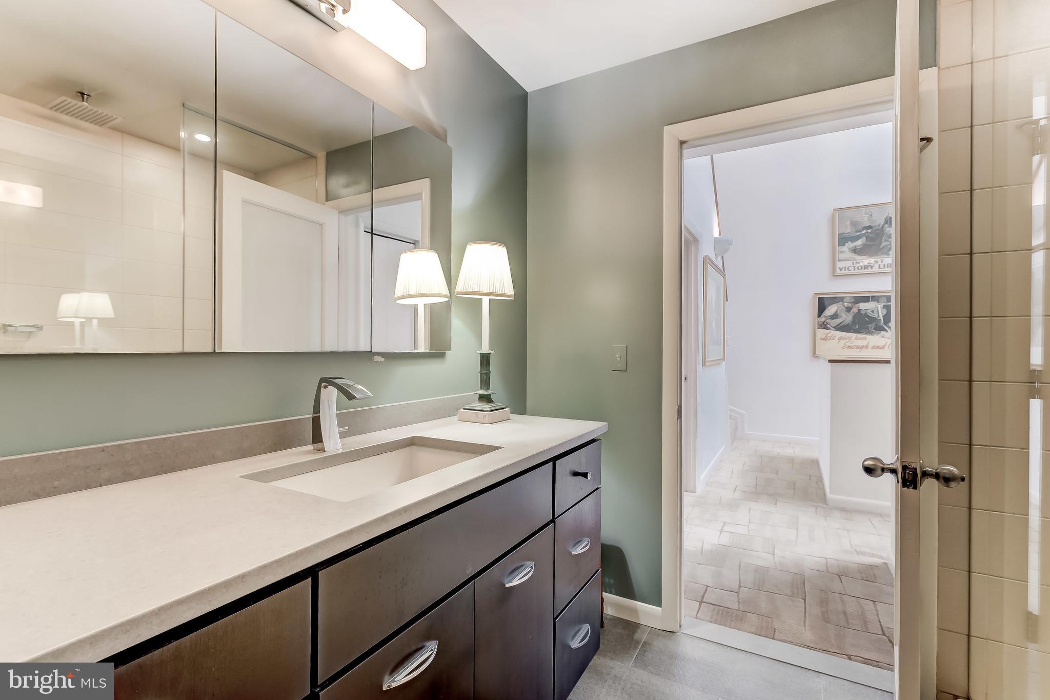 NORTH ROLAND PARK - Residential