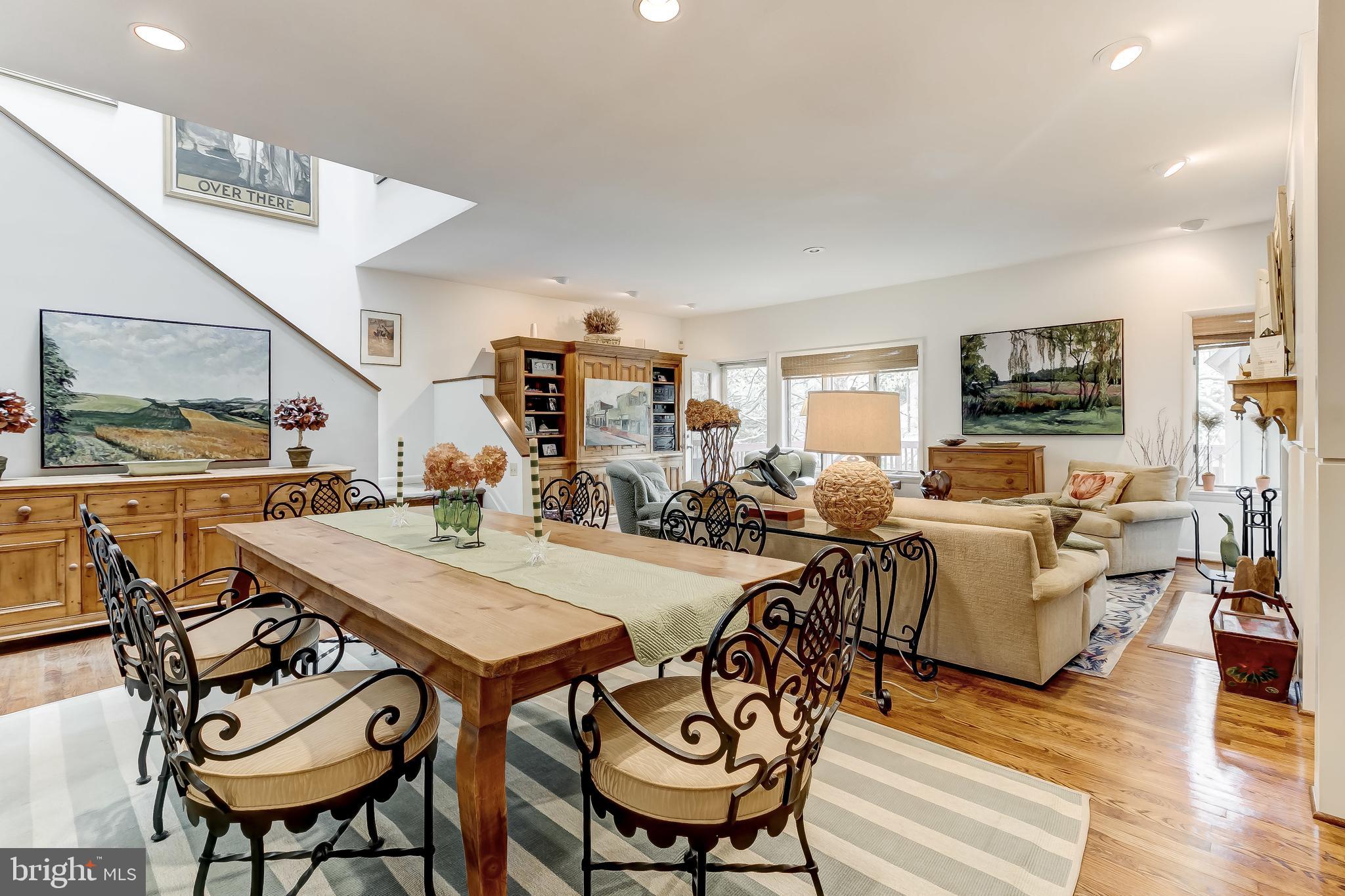 NORTH ROLAND PARK - Residential